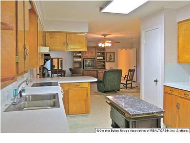 Open Kitchen to Den