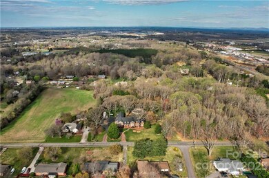 000 N Greenbriar Rd unit 35, Statesville, NC 28625 - photo 7