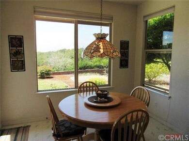 Sunny Kitchen Nook, gorgeous views.