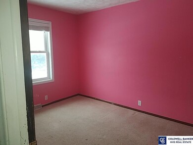 13125 Boyd Cir, Omaha, NE 68164 - photo 4