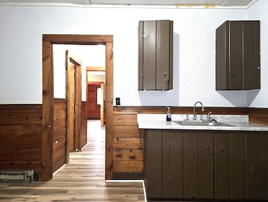 9 Cedar St unit 1R, Taunton, MA 02780 - photo 2