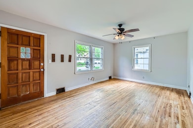 583 Cromwell Ave, Saint Paul, MN 55104 - photo 5