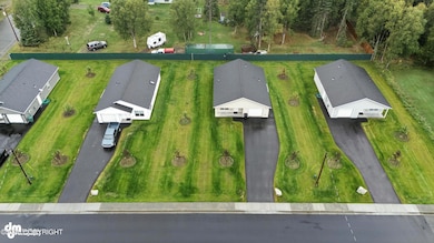 Photos of Neighborhood (2)