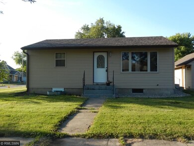 102 3rd St S