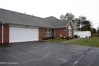 10720 Glenmary Springs Dr, Louisville, KY 40291 - photo 2