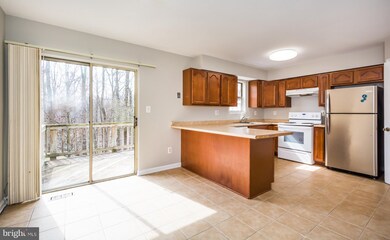 9617 Horsham Dr, Laurel, MD 20723 - photo 7