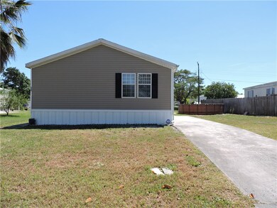 325 King St, Sebastian, FL 32958 - photo 3