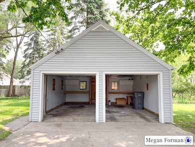 426 Mae-Thy - Full Circle Realty-15