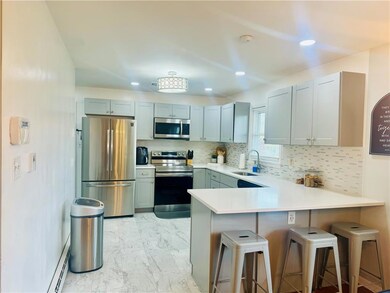 341 Roosevelt St, Freemansburg, PA 18017 - photo 4