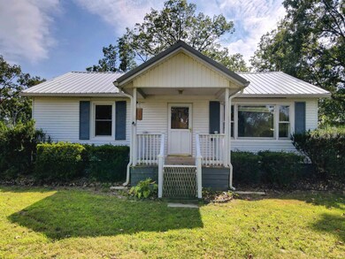 878 S Coalmine Rd, Bloomfield, IN 47424 - photo 3