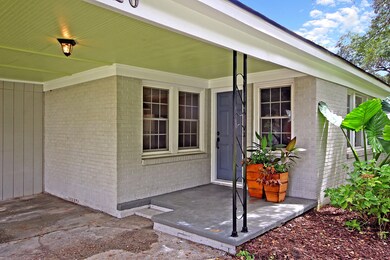 1720 Pinecrest Rd