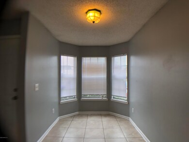 2301 Townsquare Dr, Jacksonville, FL 32216 - photo 2