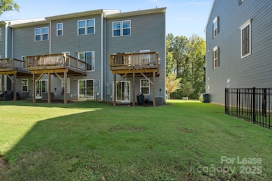 4113 Edenborn Ln, Charlotte, NC 28208 - photo 4