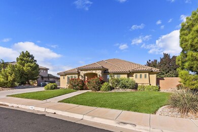 109 E Stonehedge Dr, Washington, UT 84780 - photo 2