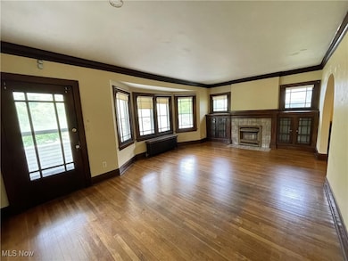 179 Burton Ave, Akron, OH 44302 - photo 2