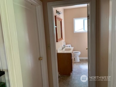 13076 Renton Ave S, Seattle, WA 98178 - photo 7