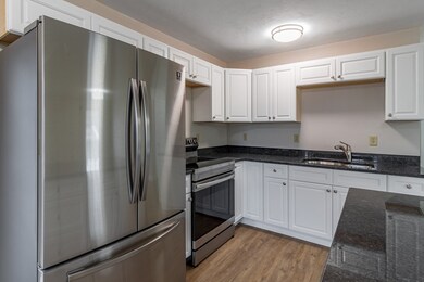 1640 Bridge St unit 2nd Floor, Dracut, MA 01826 - photo 6