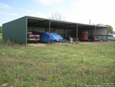 595 County Road 354, Hondo, TX 78861 - photo 6