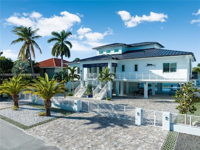 16745 Tamarind Rd, Sugarloaf Shores, FL 33042 - photo 2