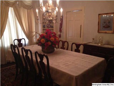 Formal dining room