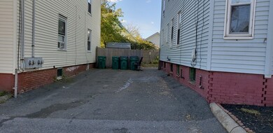 8 Sargents Ct, Lynn, MA 01905 - photo 3