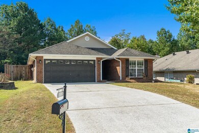 112 Ivy Trace, Calera, AL 35040 - photo 2