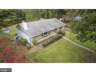 228 Brookthorpe Cir, Broomall, PA 19008 - photo 3