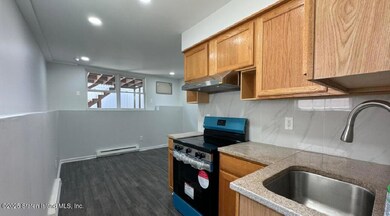 52 Dartmouth Loop Unit 2 - 3