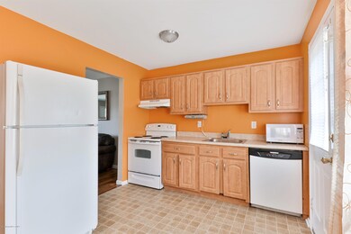 129 Village Green Way Hazlet-print-007-1
