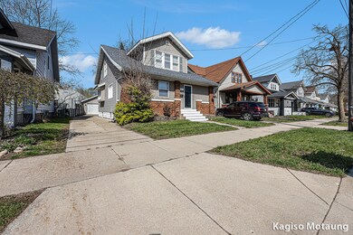 1507 Tamarack-51