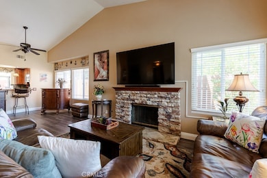 29767 Marhill Cir, Temecula, CA 92591 - photo 3