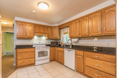 1842 Shirley Rd, Lancaster, MA 01523 - photo 2