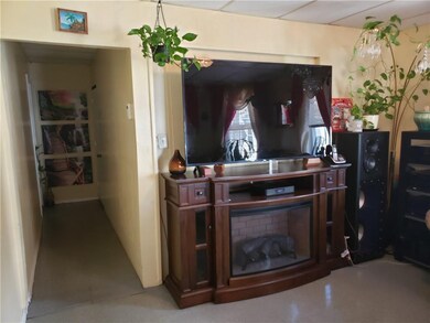 46 Daboll St, Providence, RI 02907 - photo 3