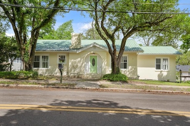 1601 N 5th Ave, Laurel, MS 39440 - photo 2