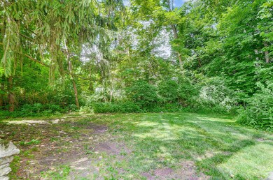 052_7949 Flint Rd