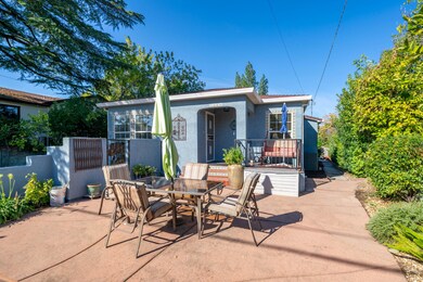 2058 Sonoma St-8