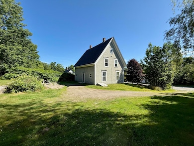 682 U S Route 1, Robbinston, ME 04671 - photo 5