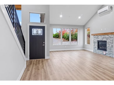 4302 NE 61st St, Vancouver, WA 98661 - photo 3