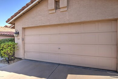 3309 E Nighthawk Dr-5