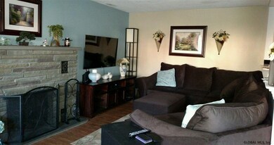 3 Anthony Ln, Albany, NY 12205 - photo 3