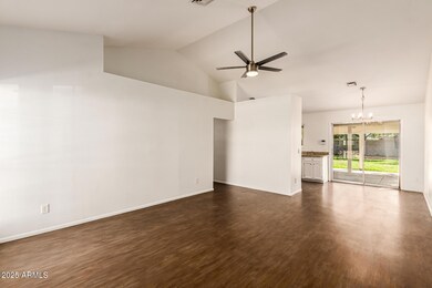 8503 W Bloomfield Rd, Peoria, AZ 85381 - photo 4