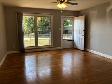 2320 5th Ave SW, Hickory, NC 28602 - photo 2