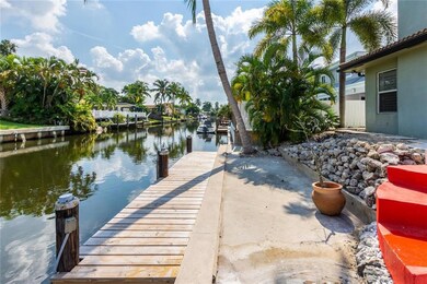 75' of ocean access waterfront. Dock your boat her