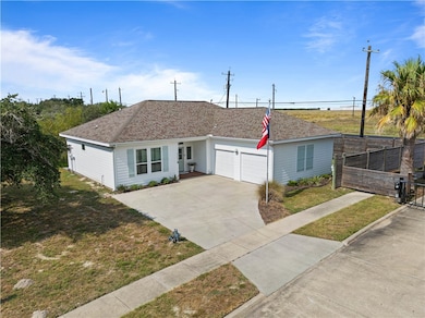 101 Boardwalk Ave, Rockport, TX 78382 - photo 3