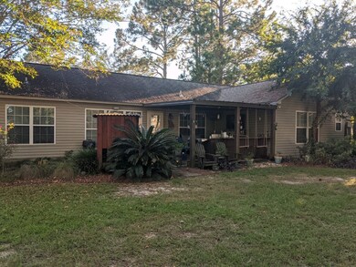 909 42nd St E, Tifton, GA 31794 - photo 2