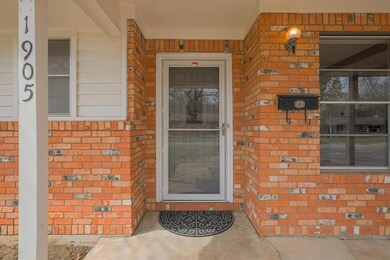 1905 Laurel Rd, Gainesville, TX 76240 - photo 4