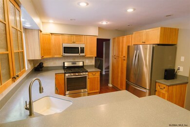 103 Wineberry Ln, Ballston Spa, NY 12020 - photo 5