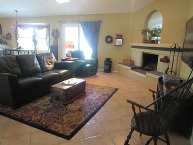 Family Room 1