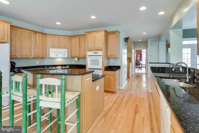6323 Timarron Cove Ln, Burke, VA 22015 - photo 7