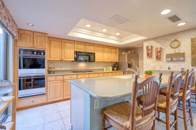 7. Kitchen II